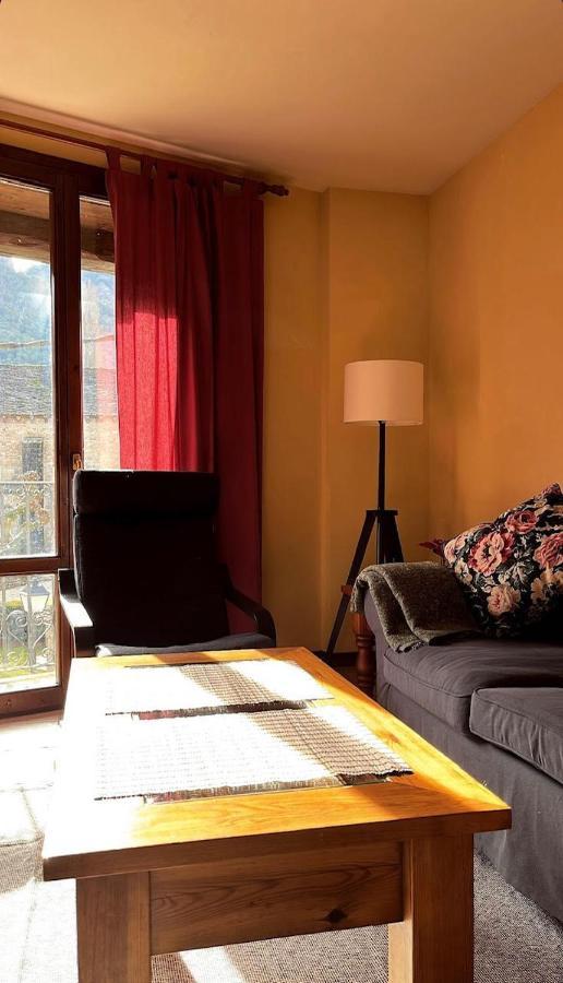 Apartamentos Turisticos San Juan De La Pena Santa Cruz De La Seros Ngoại thất bức ảnh