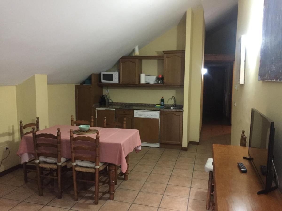 Apartamentos Turisticos San Juan De La Pena Santa Cruz De La Seros Ngoại thất bức ảnh